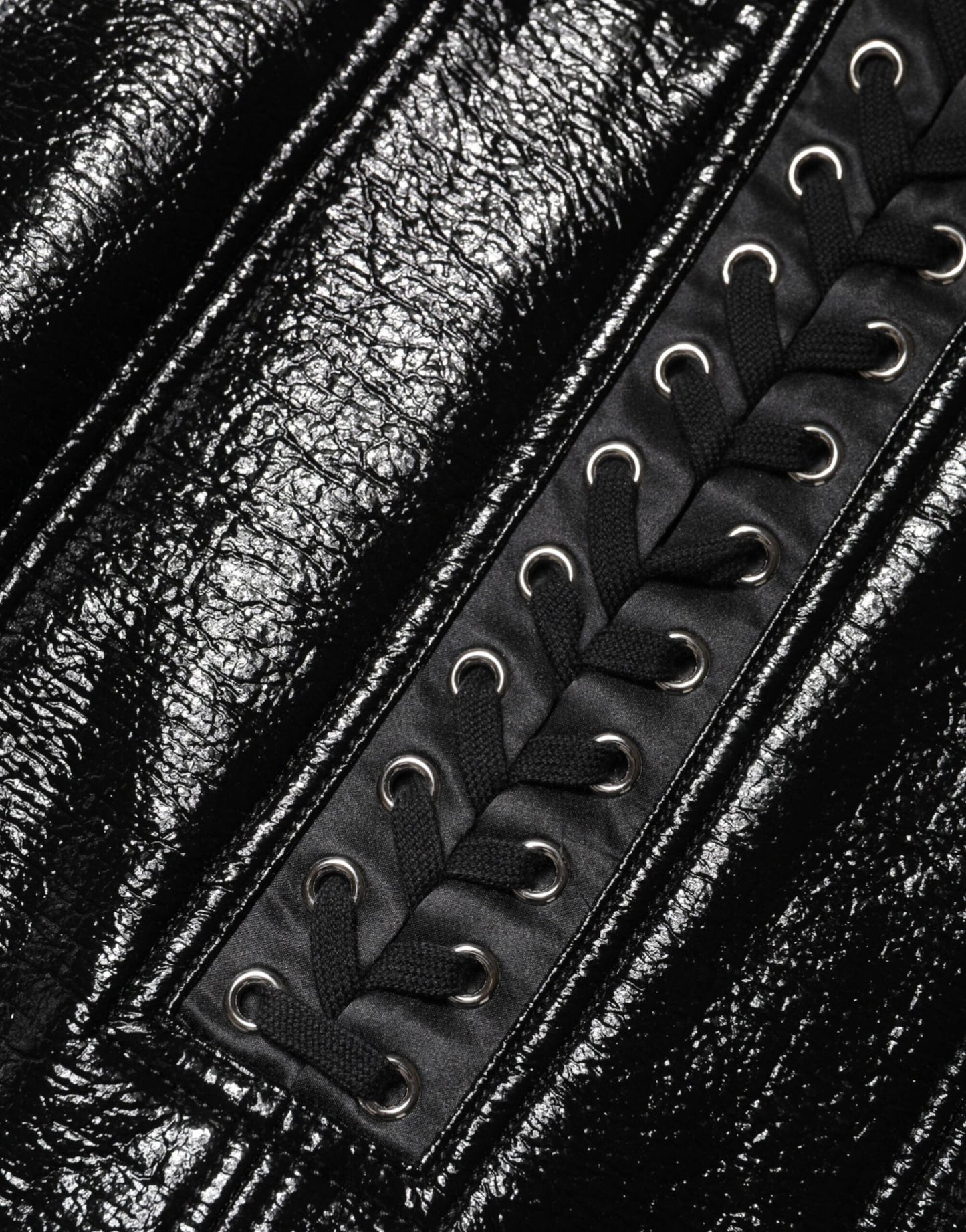 Dolce & Gabbana Schwarzer Minirock aus Nylon mit Ösen-Details