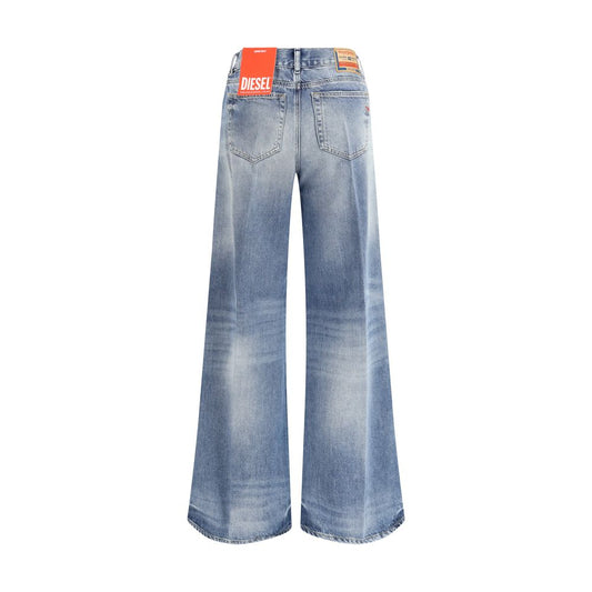 Diesel Hellblaue Baumwoll-Bootcut-Jeans