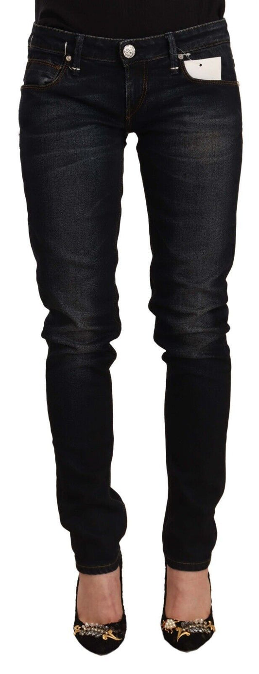 Acht Schwarze Slim Fit Denim-Jeans aus gewaschener Baumwolle mit niedriger Taille