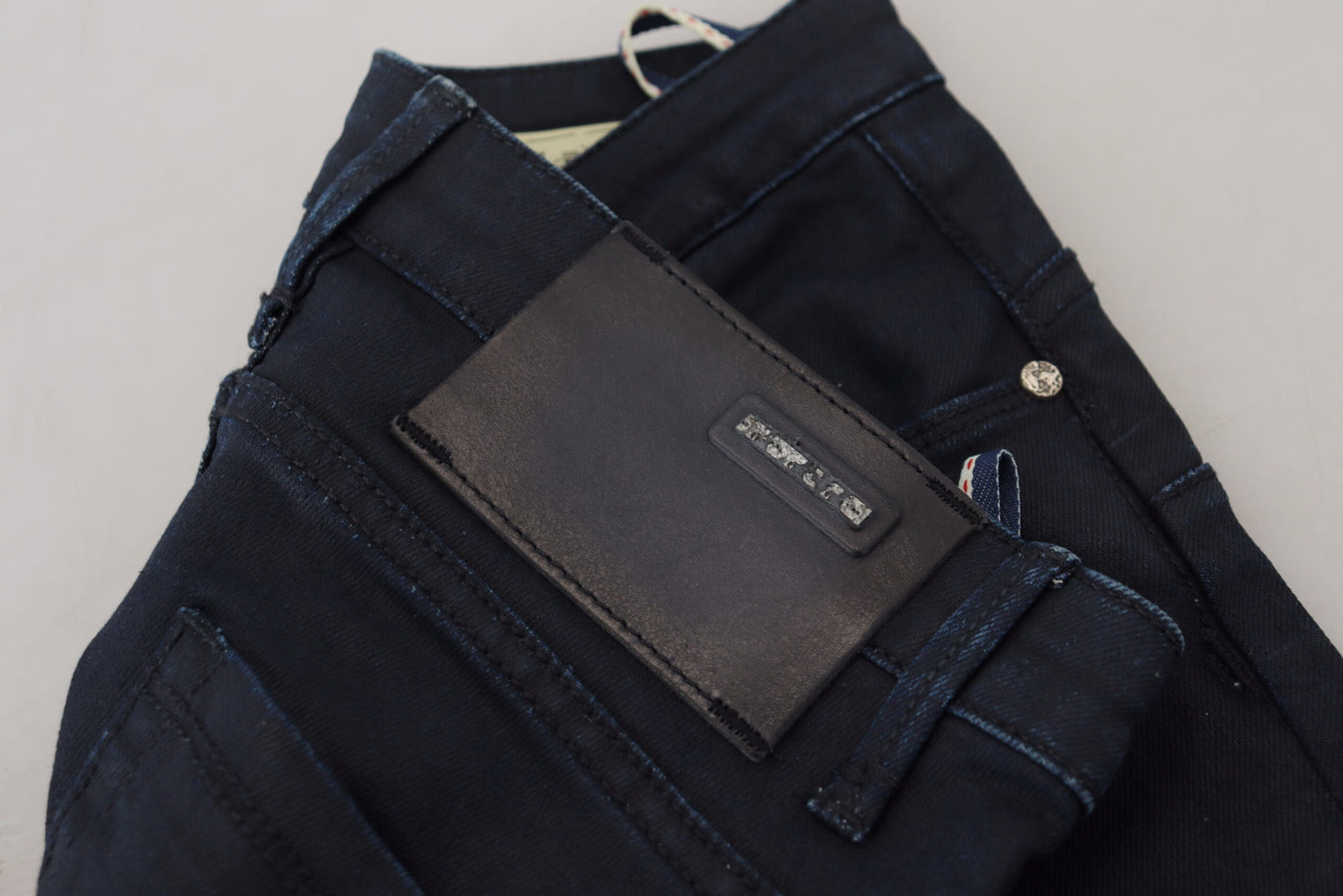 Acht Blaue Baumwolle Niedrige Taille Slim Fit Damen Casual Denim Jeans