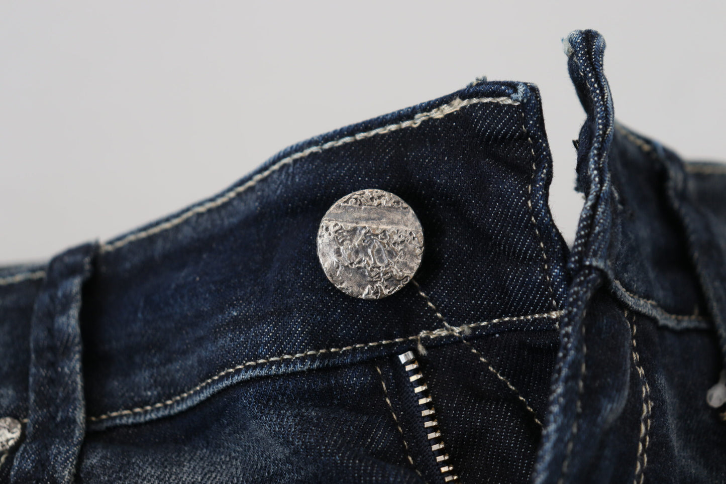 Acht Blau gewaschene Baumwolle Slim Fit Damen Denim Jeans