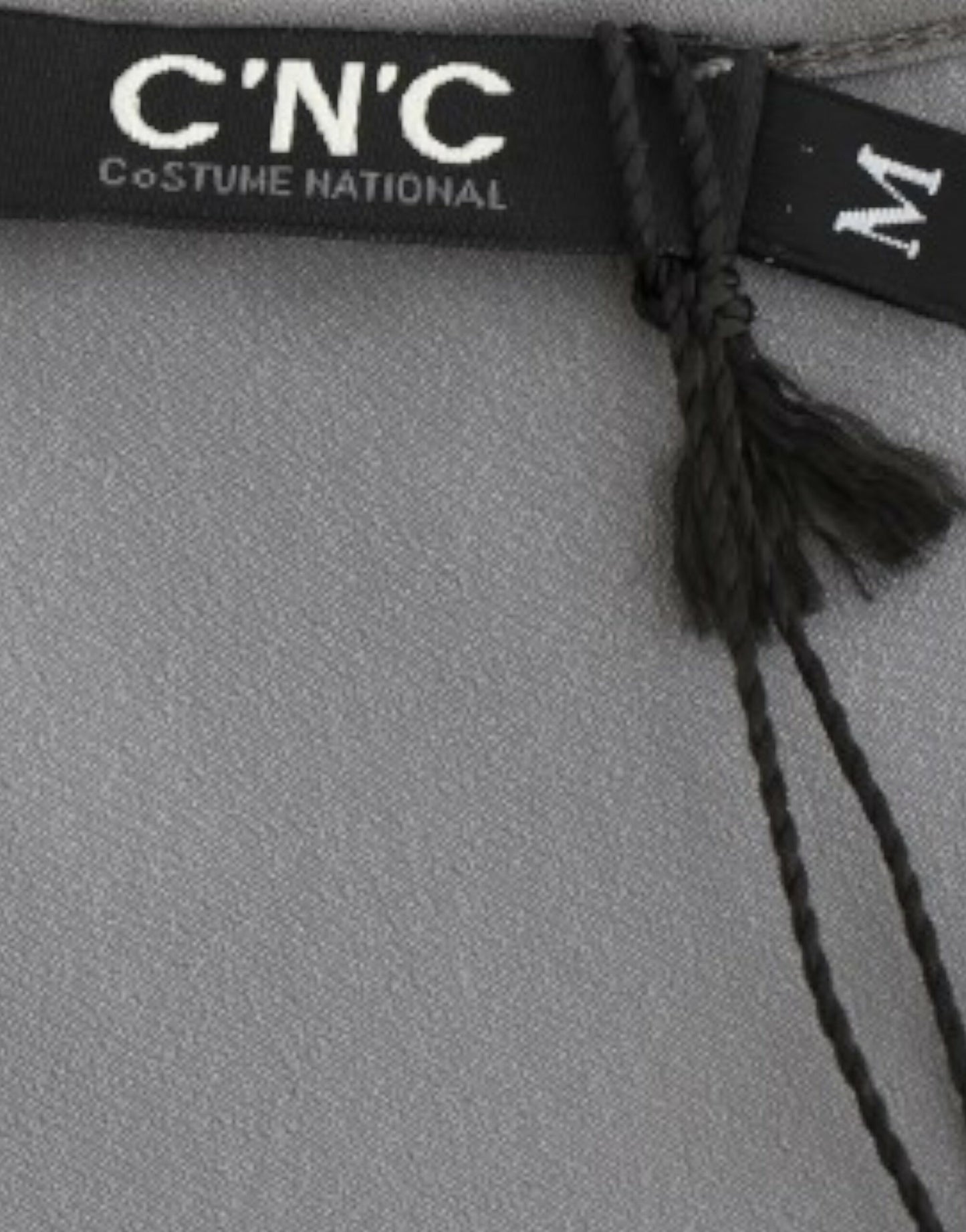 Costume National Graues langes T-Shirt mit V-Ausschnitt