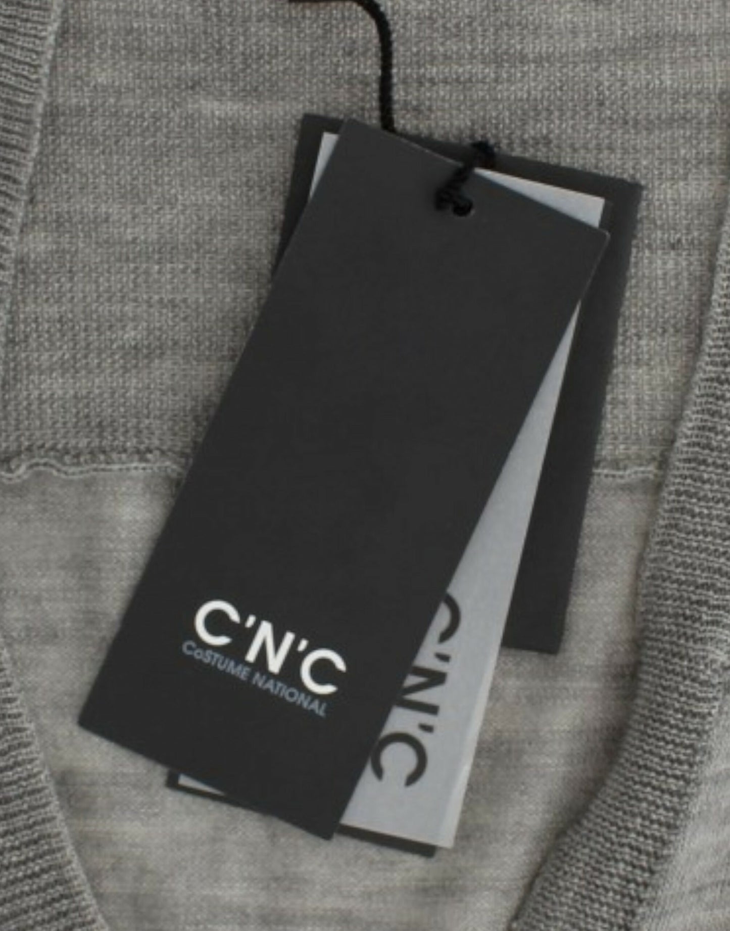 Costume National Graue leichte Strickjacke