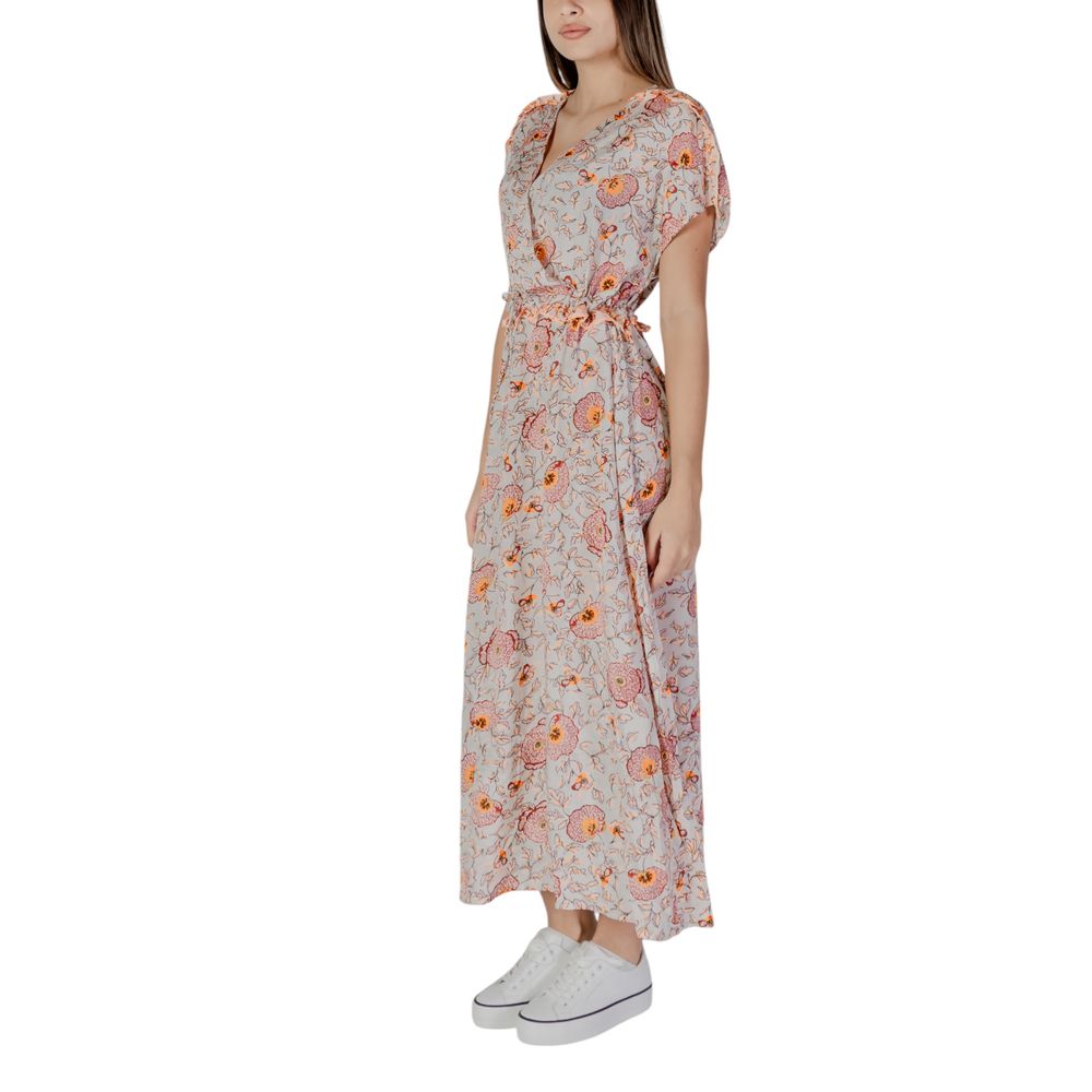 B.Young Baumwoll-Maxikleid mit Blumenmuster