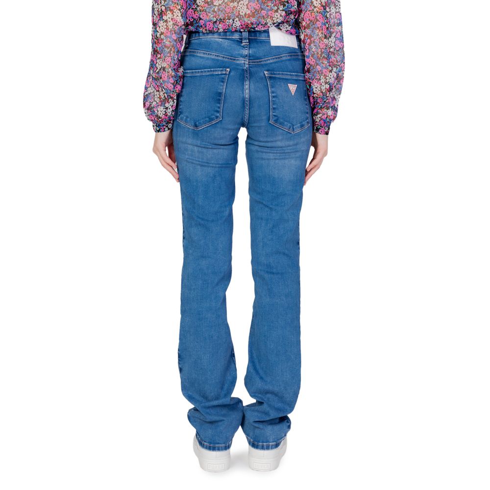 Guess Hellblaue Mom Jeans aus Bio-Baumwolle