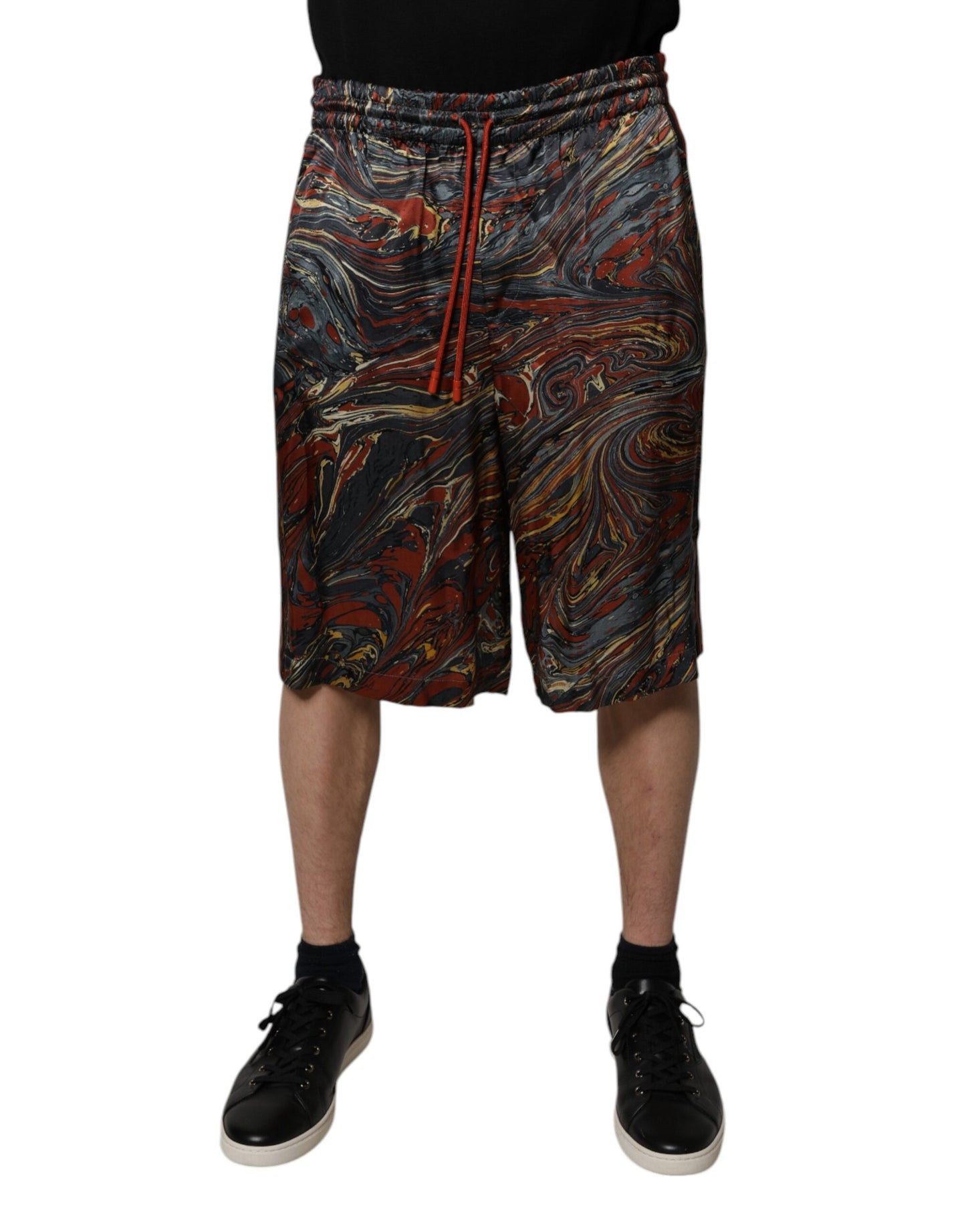 Dolce & Gabbana Bermudashorts mit mehrfarbigem Marmordruck auf der Hose