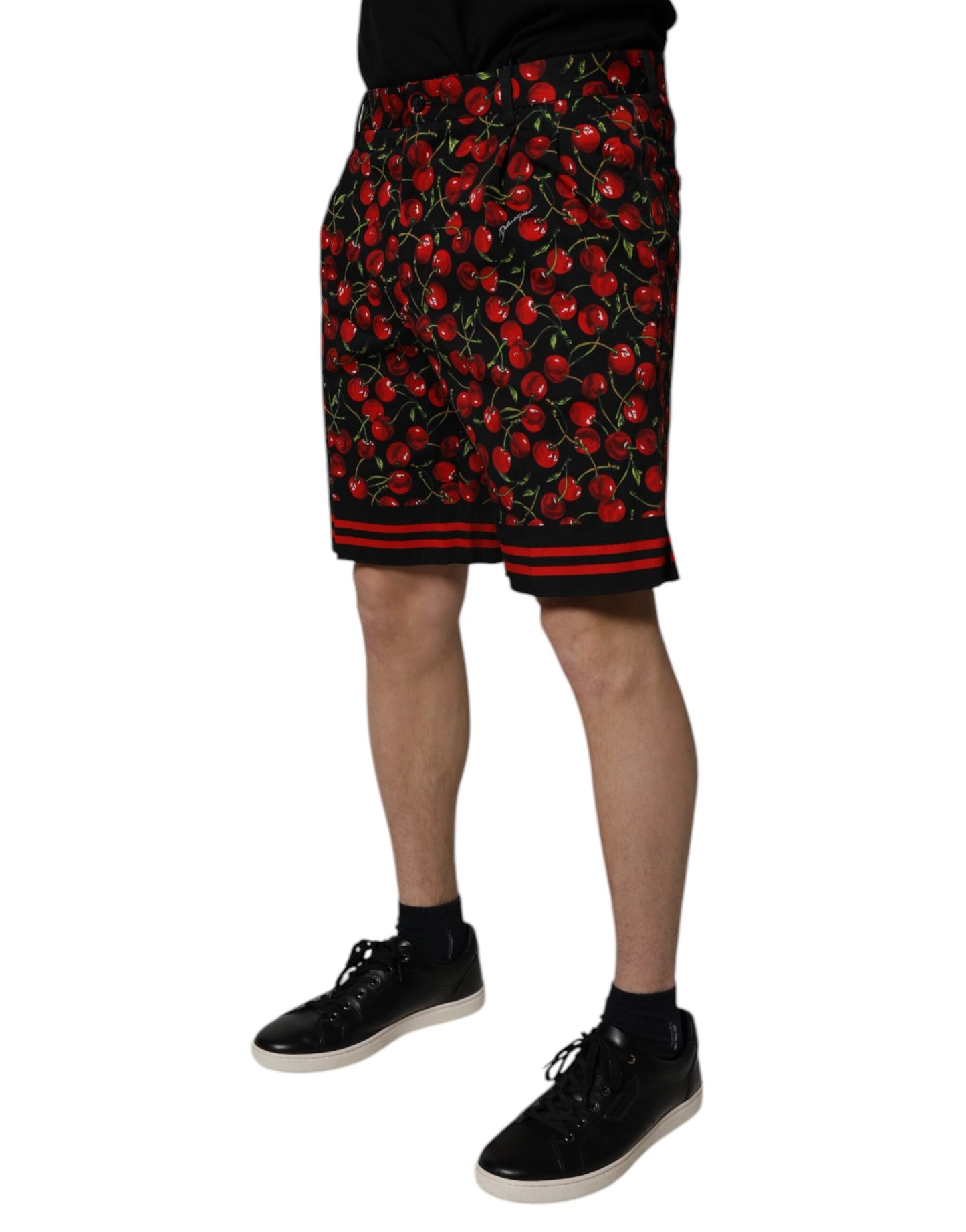 Dolce & Gabbana Schwarz-rote Bermuda-Shorts aus Baumwolle mit Kirschenmuster