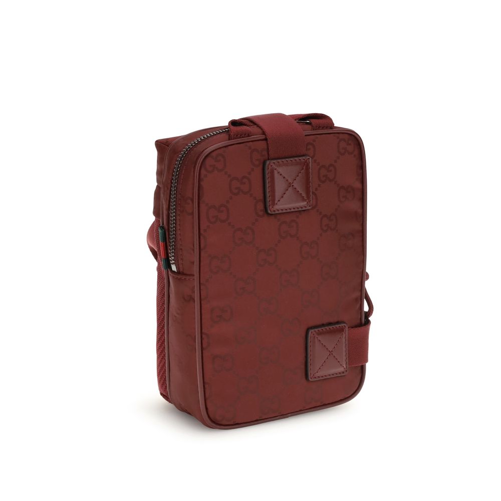 Gucci Bordeaux Schultertasche aus Polyamid