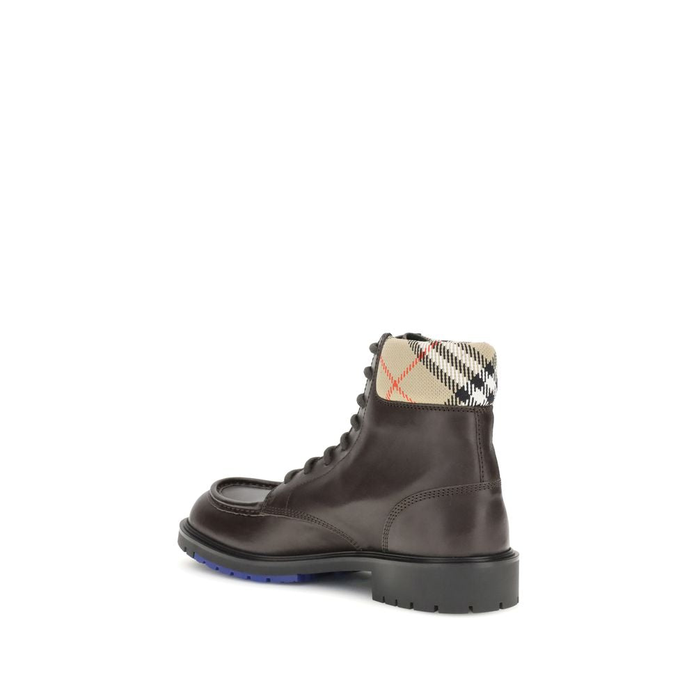 Burberry Braune Kalbshaut Bos Taurus Schnürstiefel