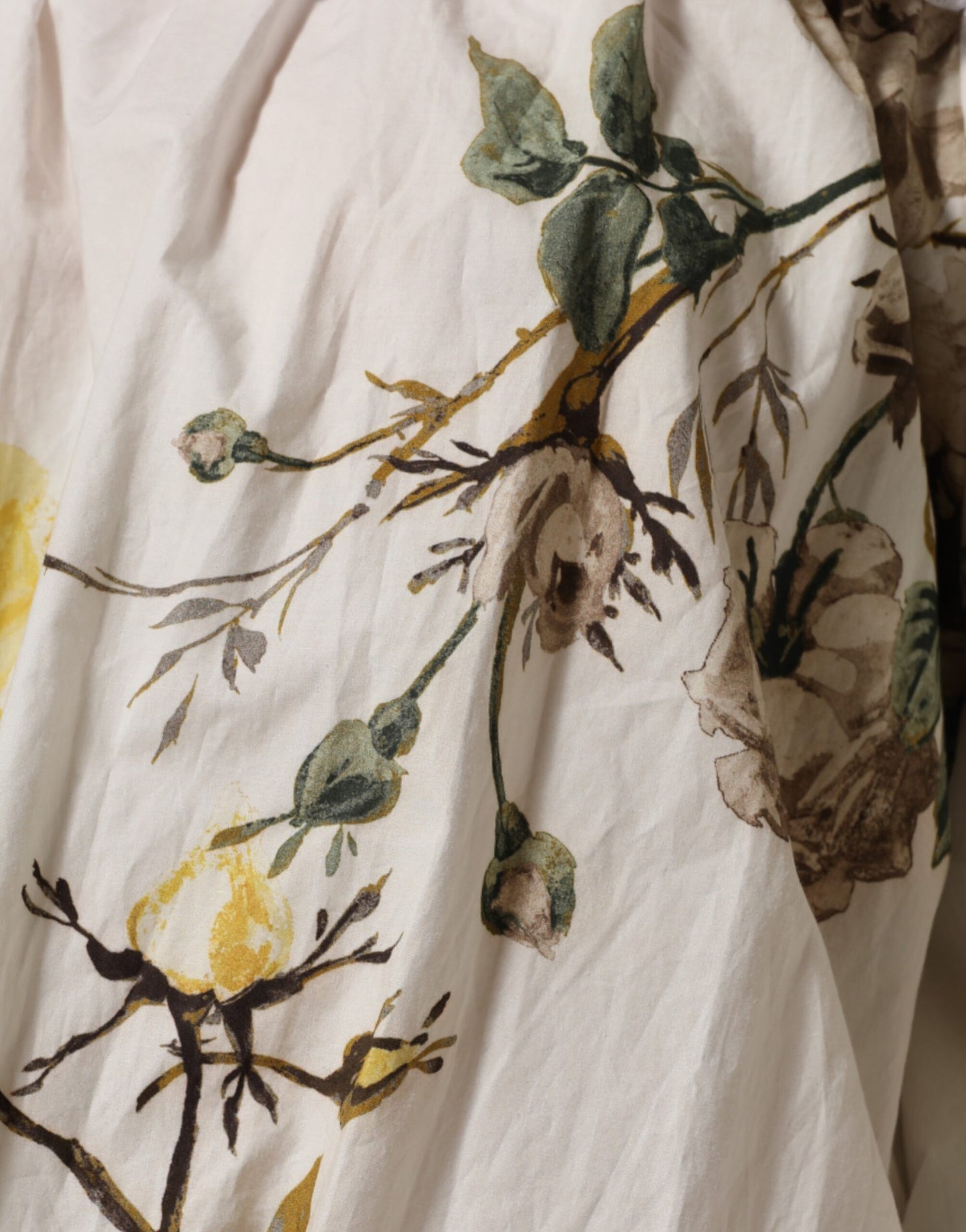 Dolce & Gabbana Weißes schulterfreies Minikleid aus Spitze mit Blumenmuster