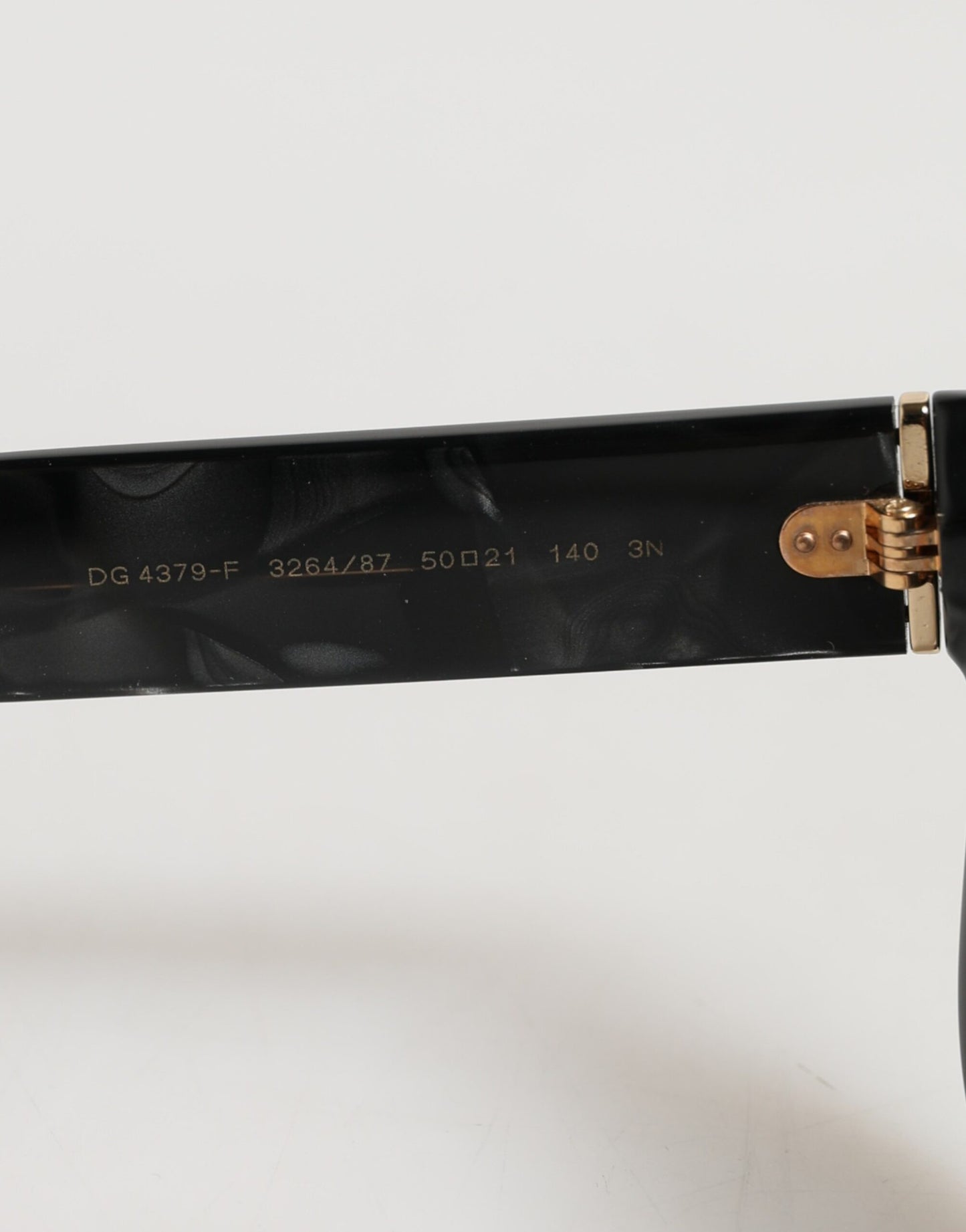 Dolce & Gabbana DG4379F Pearl White Acetat Frame Shades Sonnenbrille