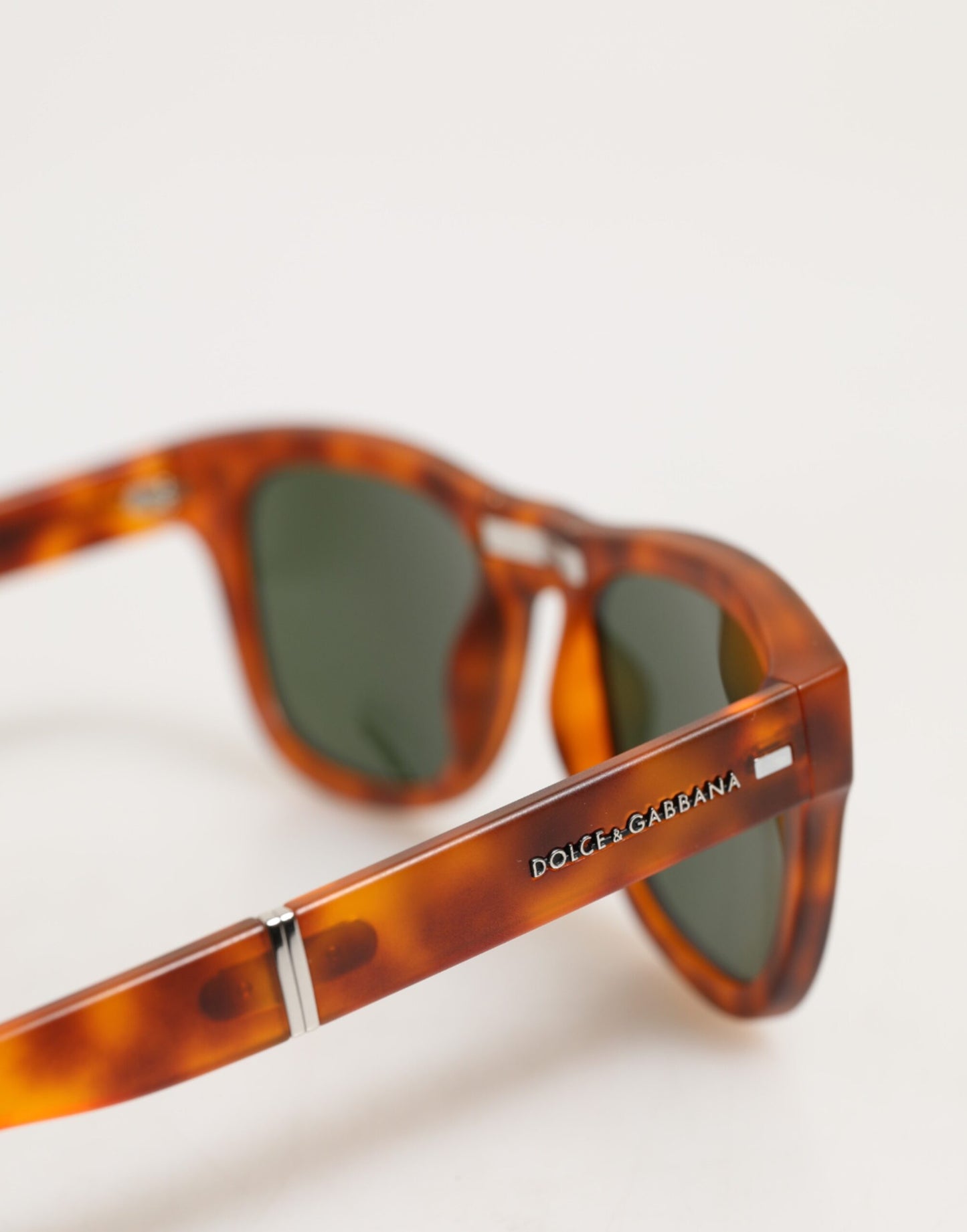 Dolce & Gabbana DG6089 Havana Vollrand-Sonnenbrille mit runden Gläsern und Klappdesign