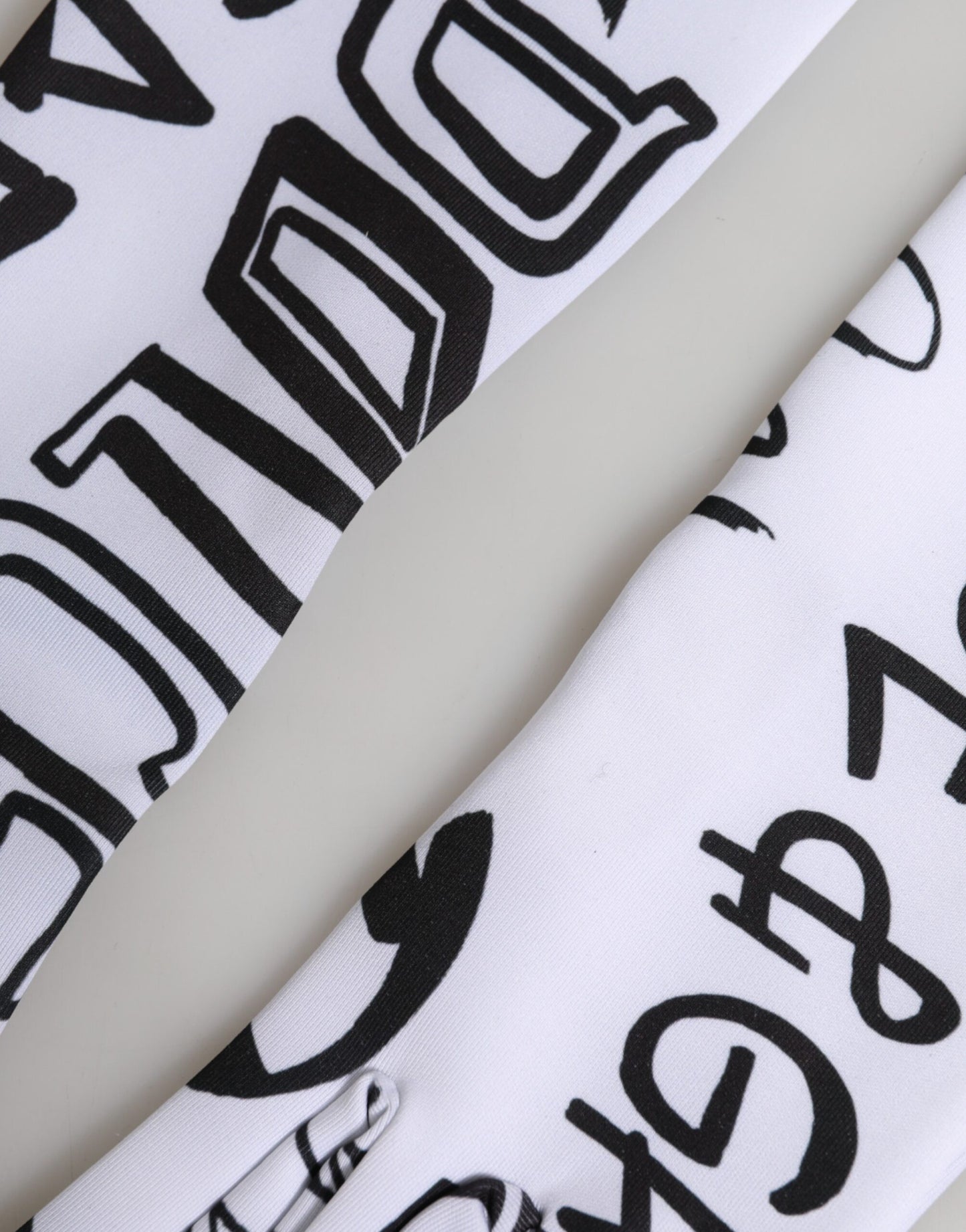 Dolce & Gabbana Schwarze und Weiße DG Logo Ellenbogenlange Handschuhe