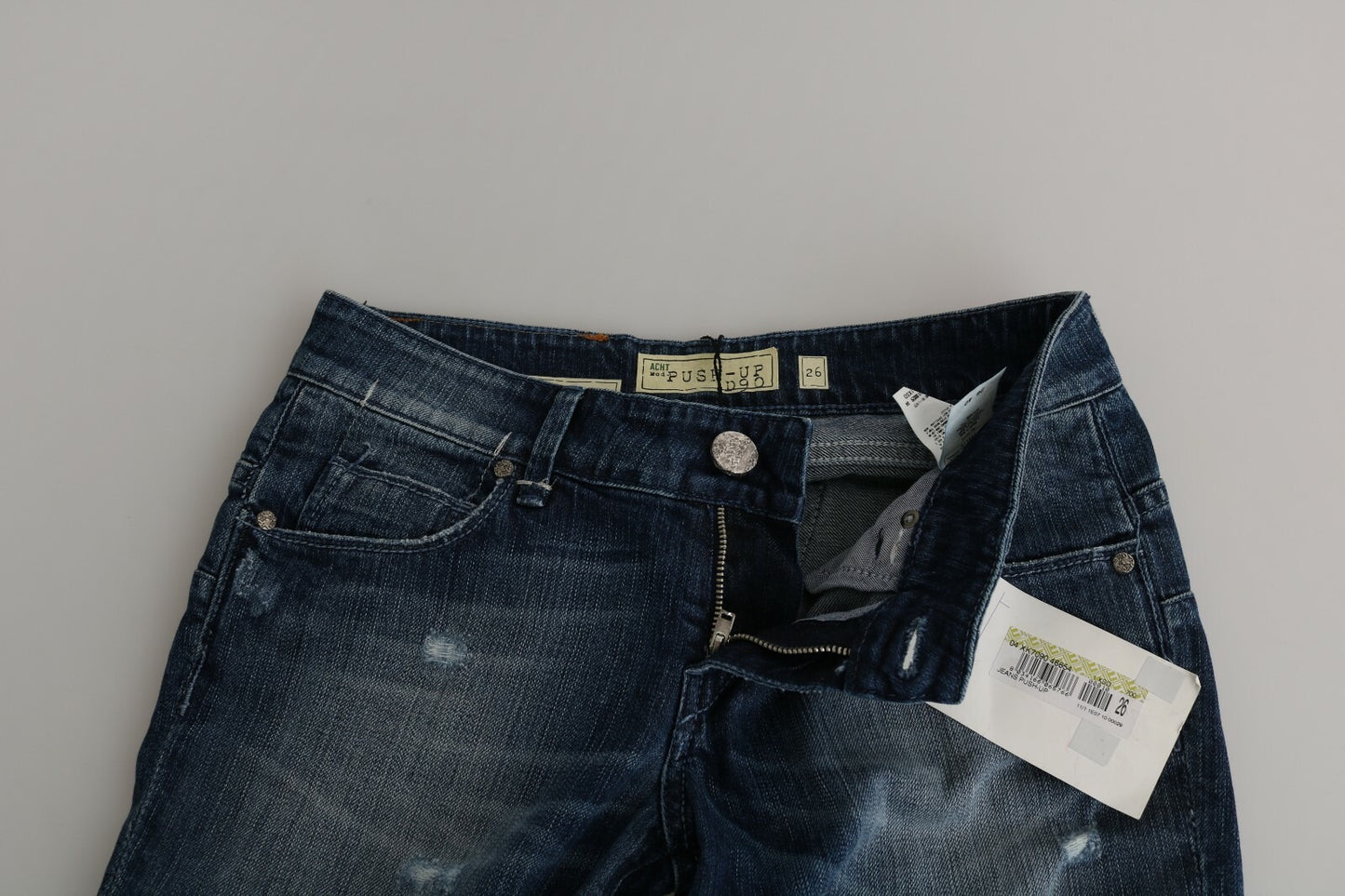 Acht Baumwoll-Jeans in Hellblau mit niedriger Taille und Skinny-Passform